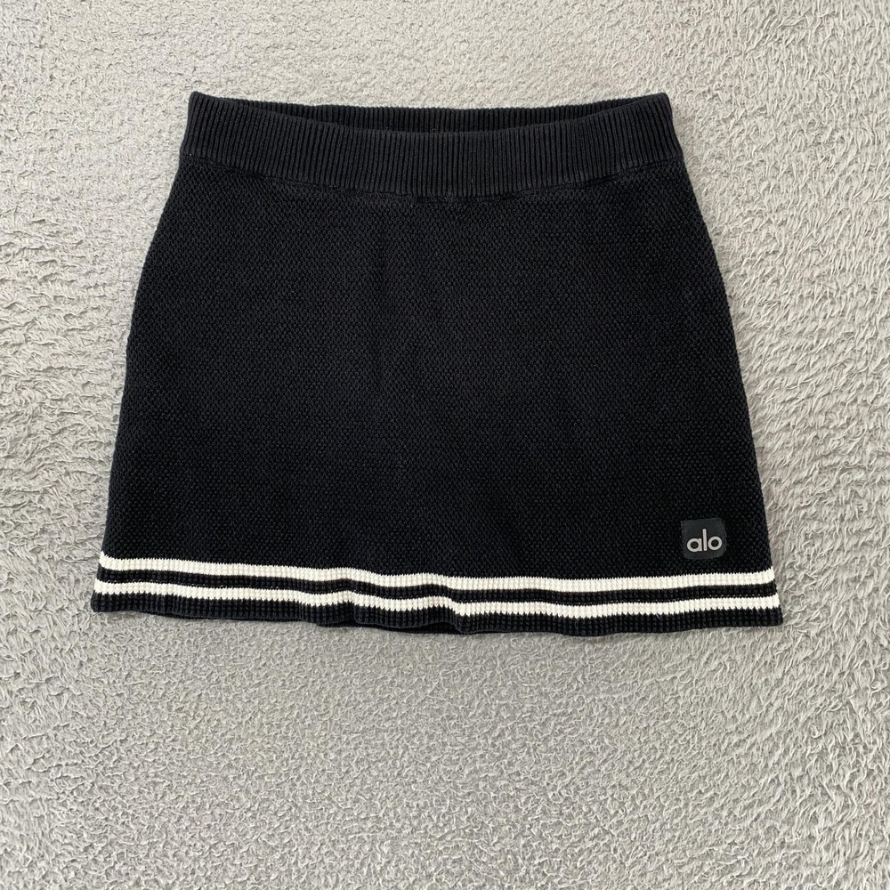 Alo Tennis Knit Skort Womens XS Black Striped Hem Lined Shorts Tennis Preppy